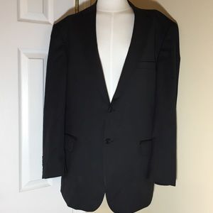 Jos A Bank 43L black blazer
